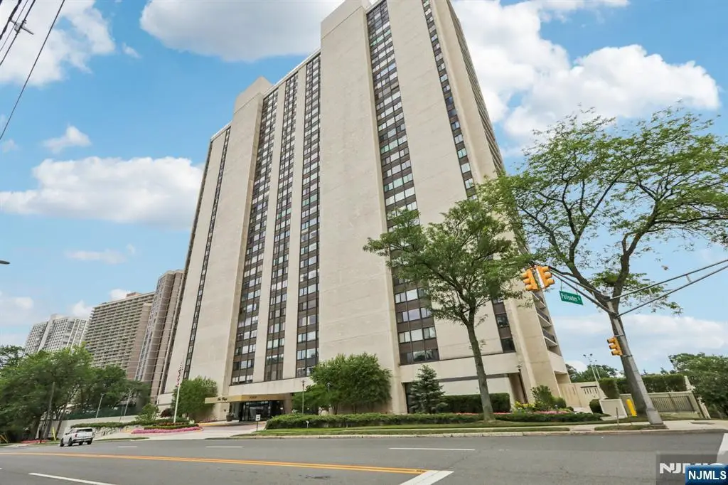 1500 Palisade Avenue 27C, Fort Lee, NJ 07024 - #1
