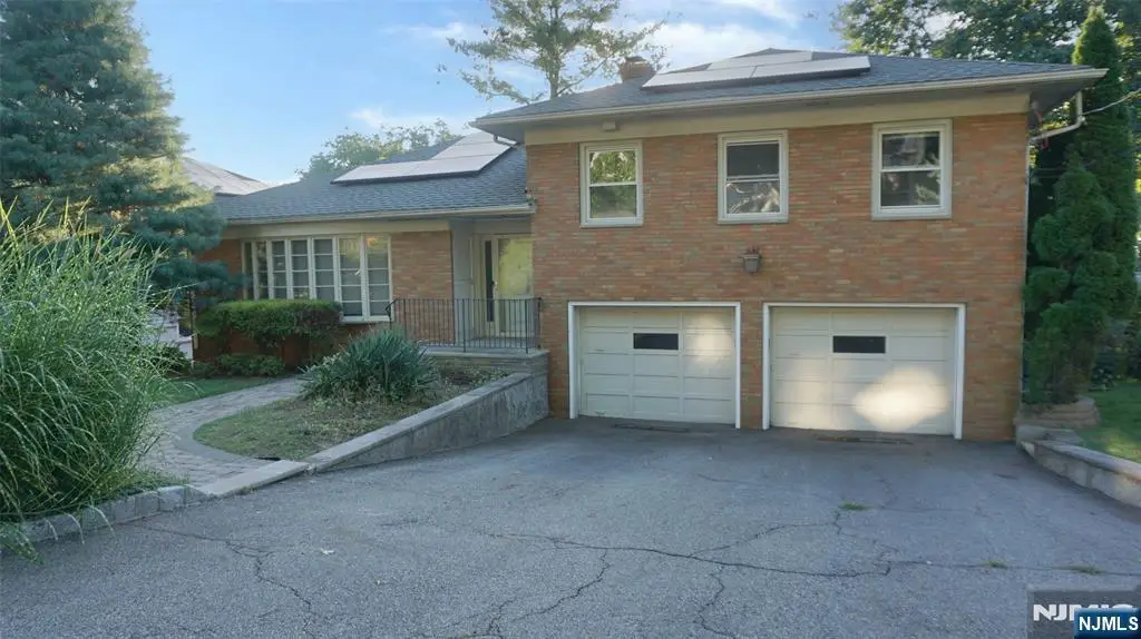 8 S Mountain Way, West Orange, NJ 07052 - #1