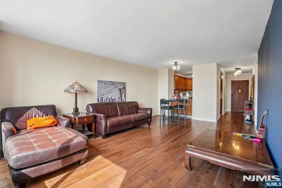 770 Anderson Avenue 11C, Cliffside Park, NJ 07010 - #3