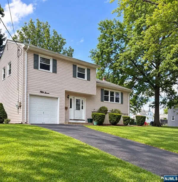 57 Francine, West Caldwell, NJ 07006