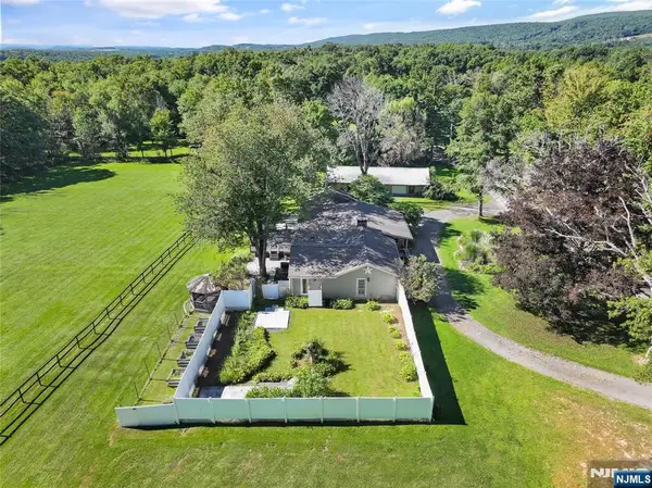 76 Glen Road, Wantage, NJ 07461