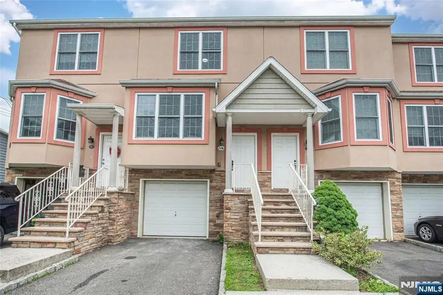 24 Van Pelt, Little Falls, NJ 07424 - #3