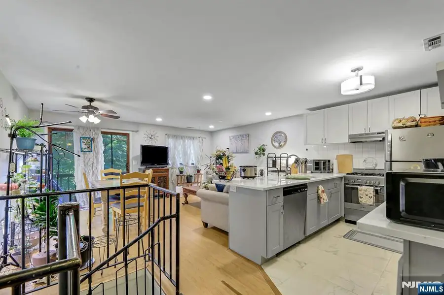 4 Davos Drive 9, Vernon, NJ 07462 - #2