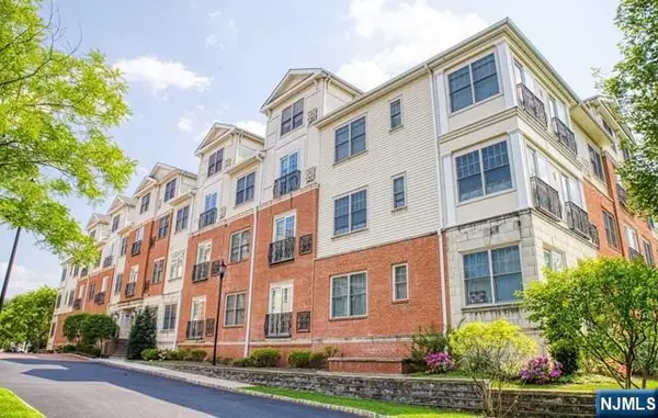 1109 The Plaza, Tenafly, NJ 07670