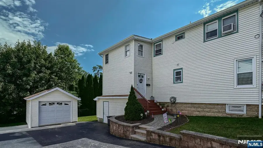 14 Pearl Street, Bloomingdale, NJ 07403 - #3