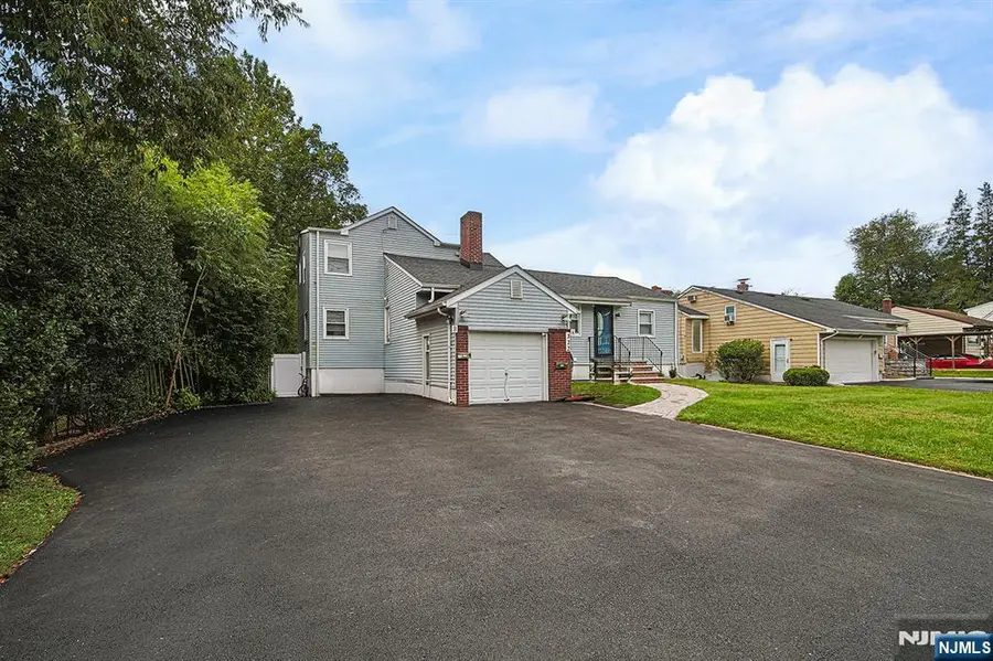 322 Hickory Avenue, Bergenfield, NJ 07621 - #3
