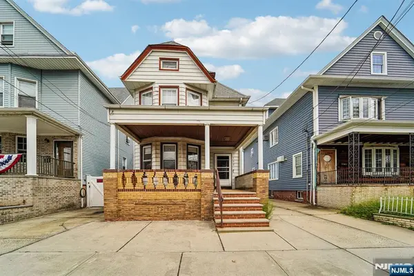 155 3rd Street, Bayonne, NJ 07002