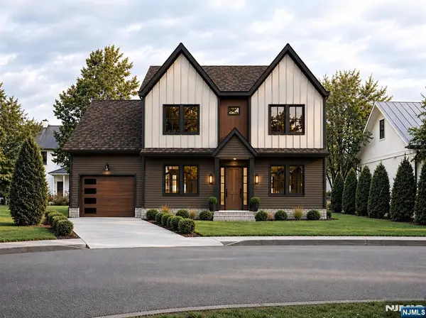 193 Oak Lane, New Milford, NJ 07646