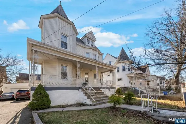 38-40 Nairn Place, Newark, NJ 07108