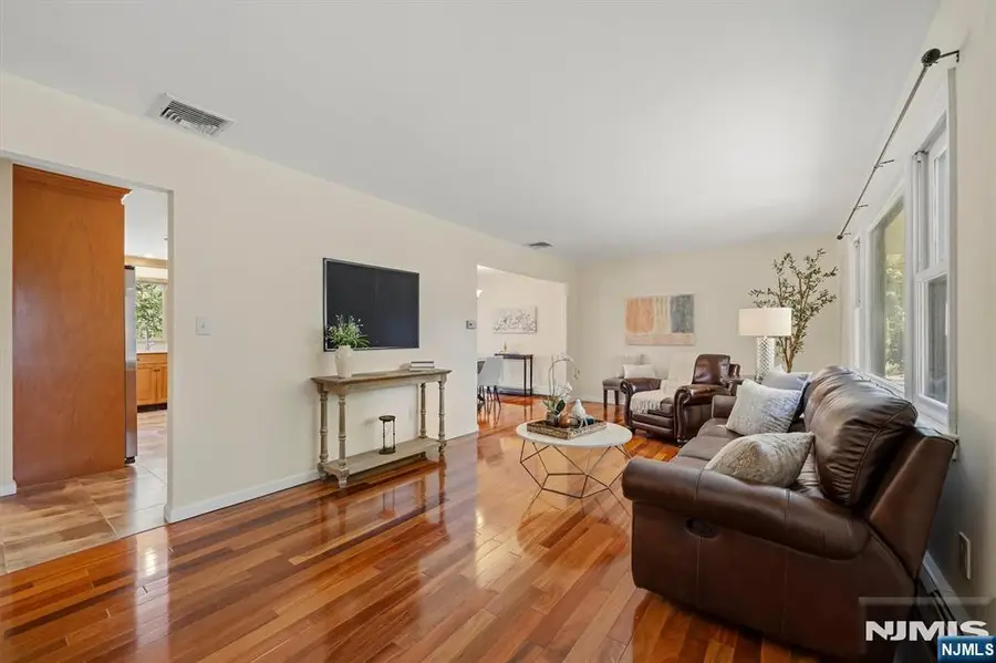73 W Cedar Place, Ramsey, NJ 07446 - #3