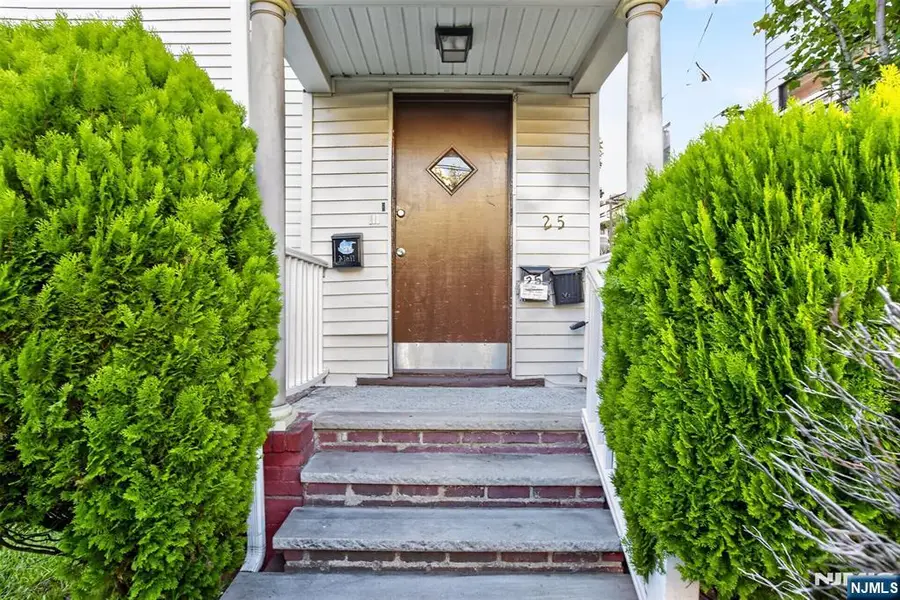 23-25 Leo Place, Newark, NJ 07108 - #3