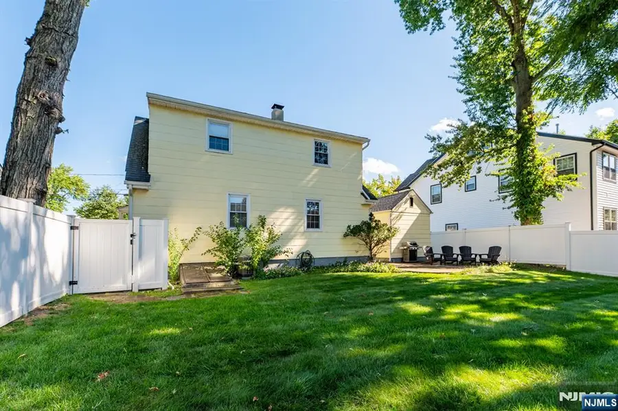 2375 Whittier Avenue, Scotch Plains, NJ 07076 - #2