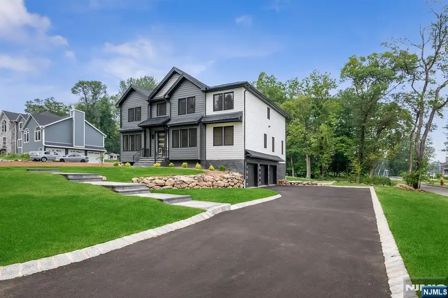 11 Eagles Nest Terrace, West Milford, NJ 07480 - #2