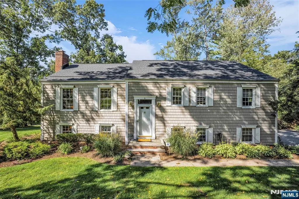 3 Deer Run Circle, Chatham, NJ 07928 - #1