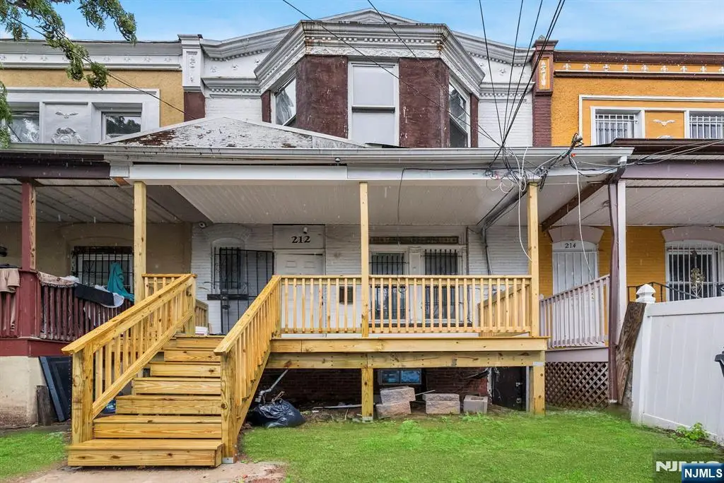 212 11th Street, Newark, NJ 07107 - #1