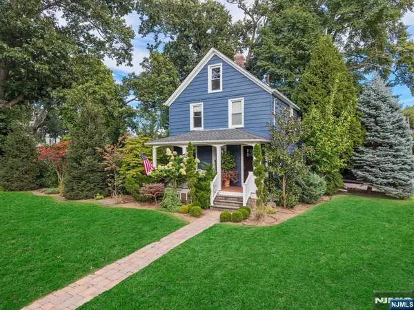 202 Prospect Street, Midland Park, NJ 07432