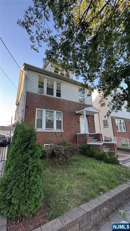 137 15th Street, Bloomfield, NJ 07003 - #1