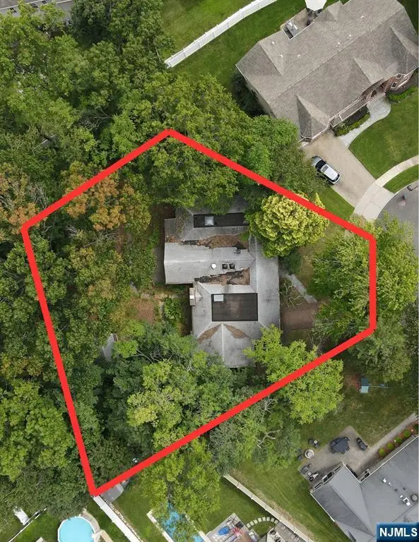 380 5th Court, River Edge, NJ 07661 - #1