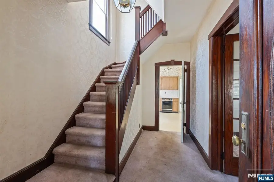 29 Luddington Avenue, Clifton, NJ 07011 - #3