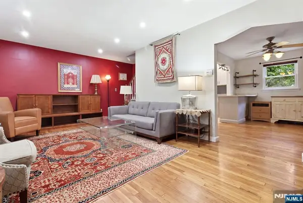 0-22 Saddle River, Fair Lawn, NJ 07410