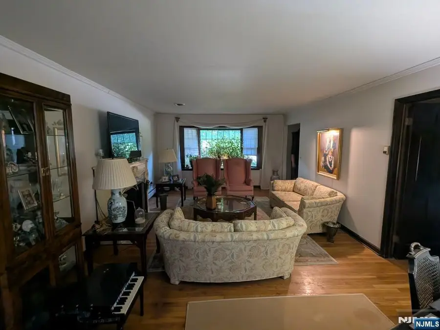 365 Lake Street, Upper Saddle River, NJ 07458 - #2