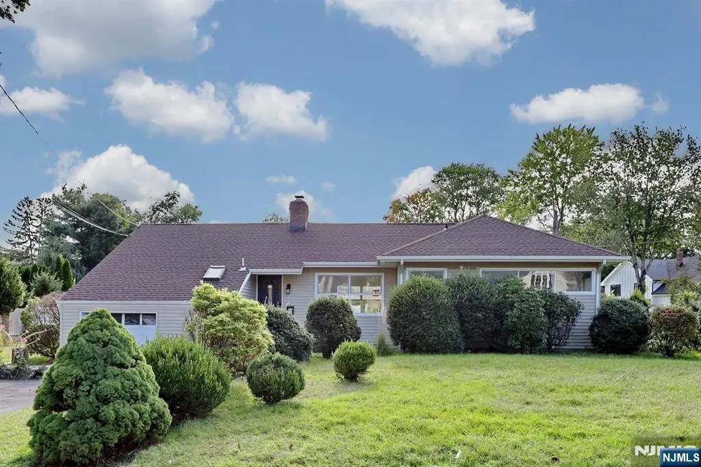 27 BRIARCLIFF Road, Hillsdale, NJ 07642 - #1
