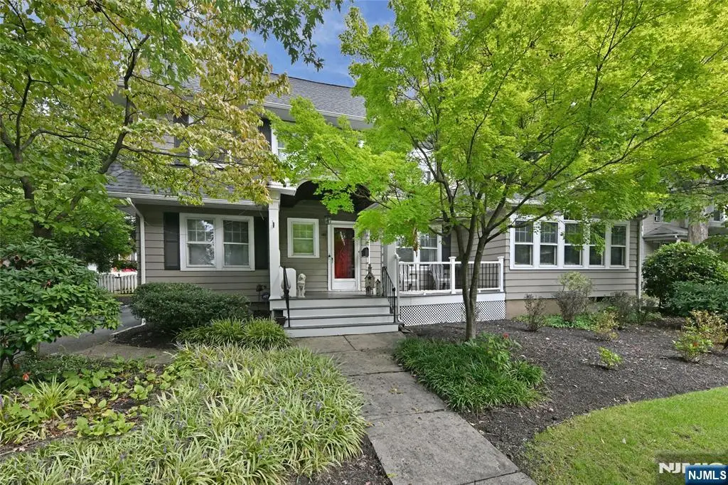 195 Hamilton Avenue, Glen Rock, NJ 07452 - #1