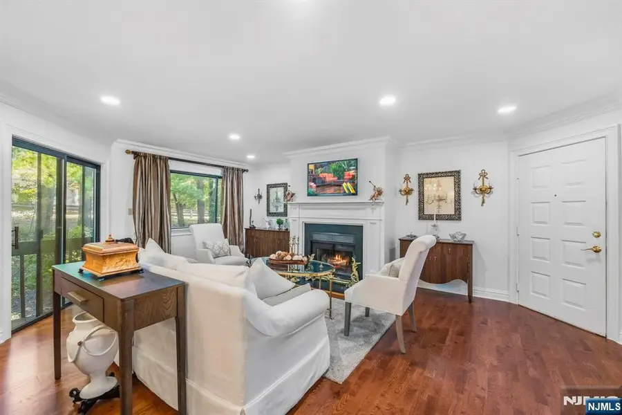 179 Redwood Court 11, Ramsey, NJ 07446 - #3