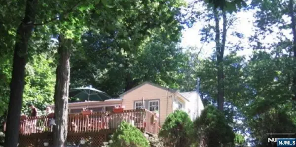 68 Upper Greenwood Lake Road, West Milford, NJ 07421