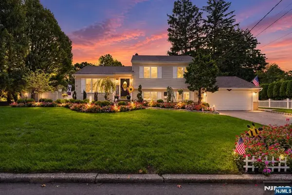 18 Murray Road, Montvale, NJ 07645