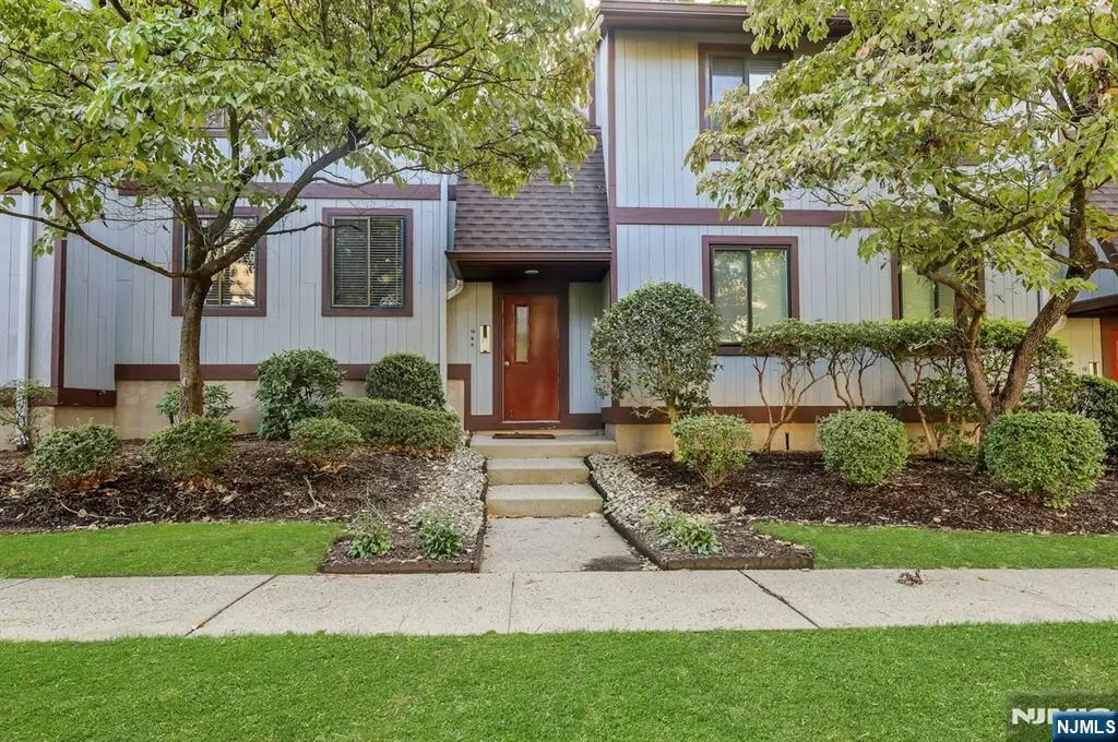 50 Rock Road B10, Hawthorne, NJ 07506 - #1
