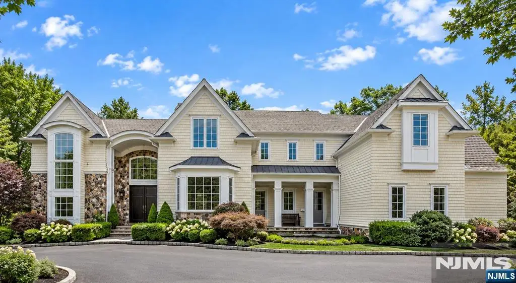 124 Essex Drive, Tenafly, NJ 07670 - #1