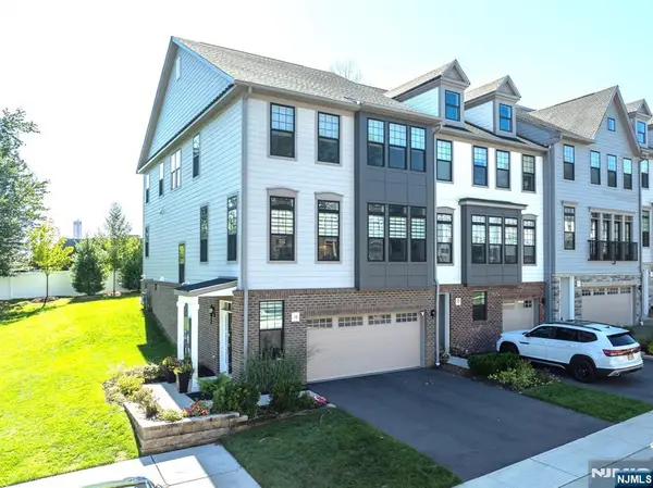 78 Cinnamon Drive, Upper Saddle River, NJ 07458