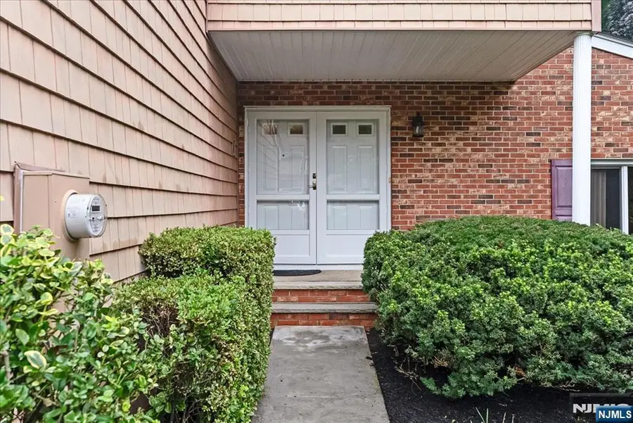 108 Saratoga Square, Wayne, NJ 07470 - #3