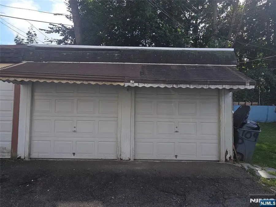 109 Burchard Avenue, East Orange, NJ 07017 - #3
