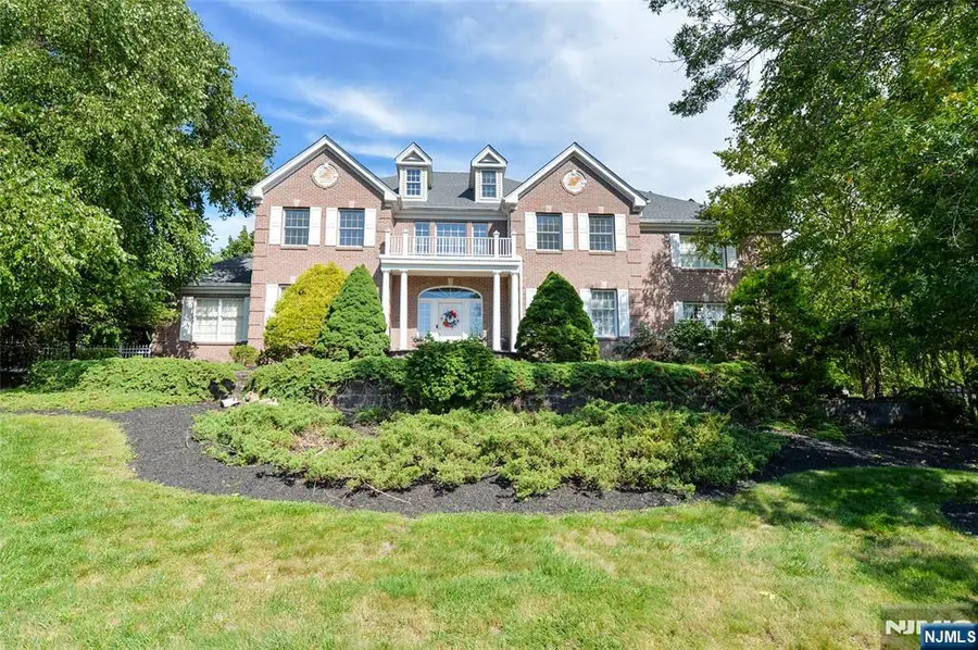 3 Bayberry Lane, North Haledon, NJ 07508 - #2
