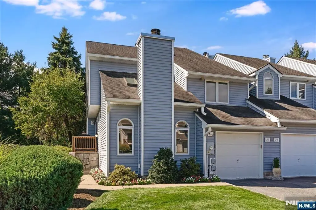 25 Knutsen Drive 216, West Orange, NJ 07052 - #1