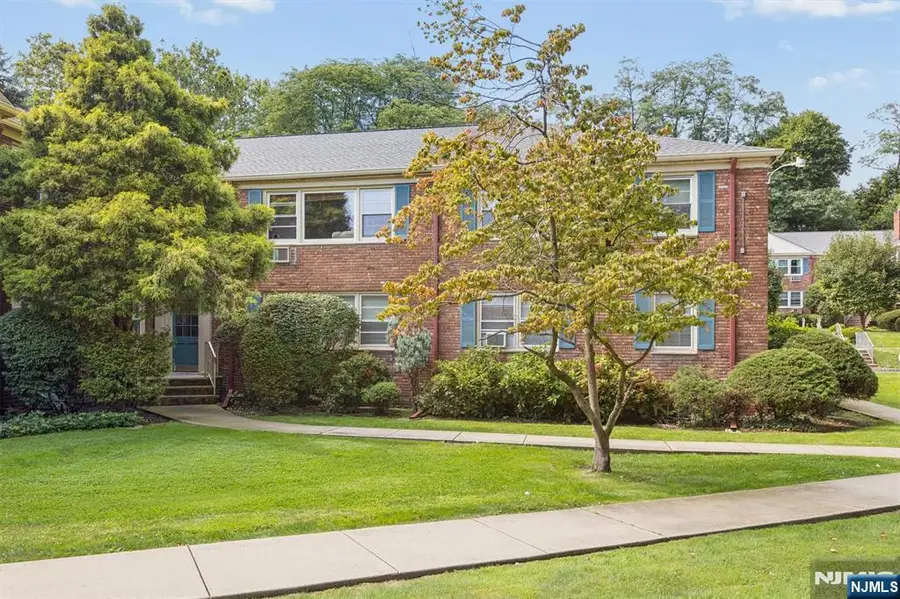 24 Hutton Avenue 6, West Orange, NJ 07052 - #2