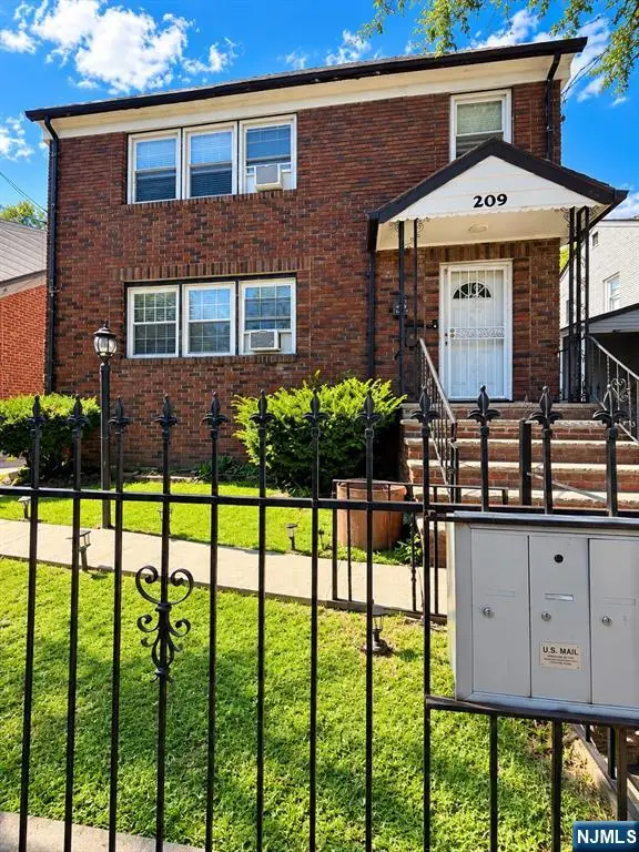 209-211 Eastern Parkway, Newark, NJ 07106 - #2