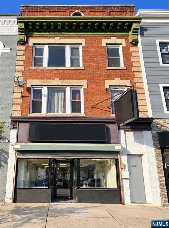 504 Springfield, Newark, NJ 07103