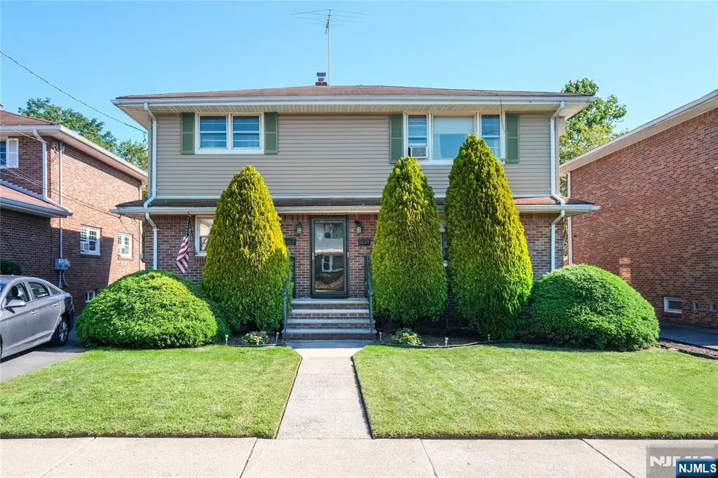 34 Cottage Place, Garfield, NJ 07026 - #1