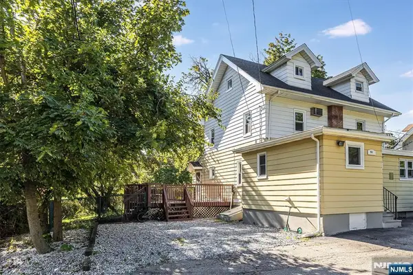 51 Ringwood Avenue, Pompton Lakes, NJ 07442