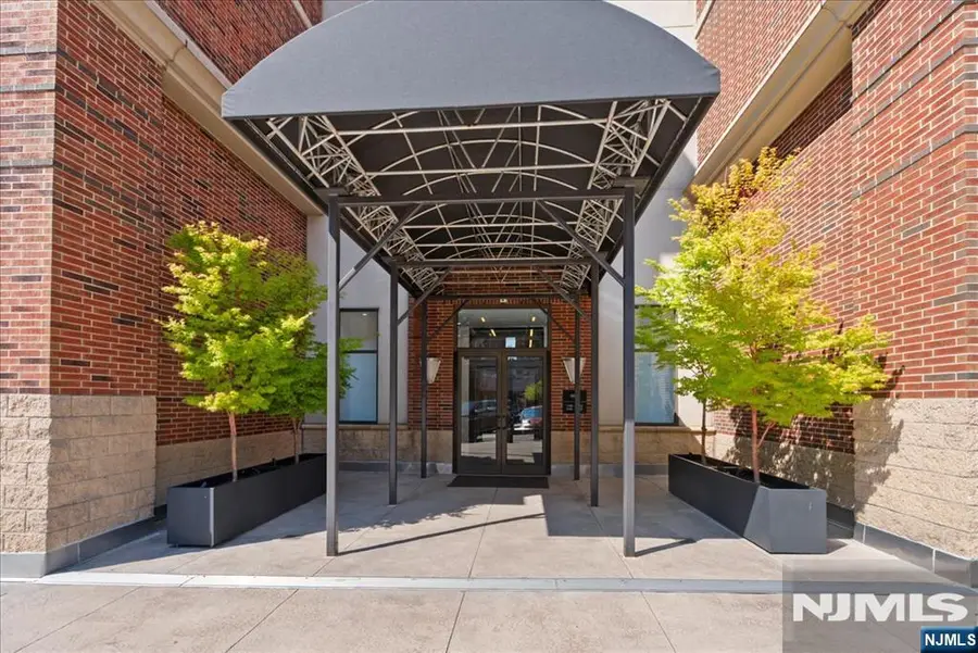 1104 City Place, Edgewater, NJ 07020 - #2