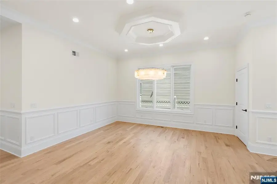 13 Harding Place, Livingston, NJ 07039 - #3