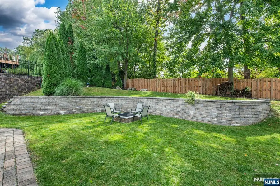 4 Hunter Drive, Mount Olive, NJ 07828 - #3