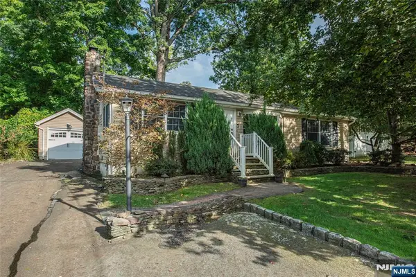 53 Laurel Drive, Wayne, NJ 07470