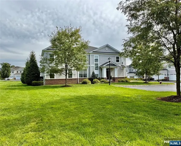 604 Monroe Court, Hanover Township, NJ 07981