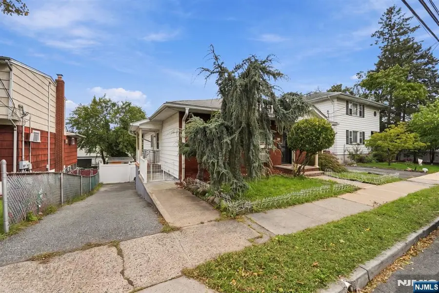 352 Farnham Avenue, Lodi, NJ 07644 - #2