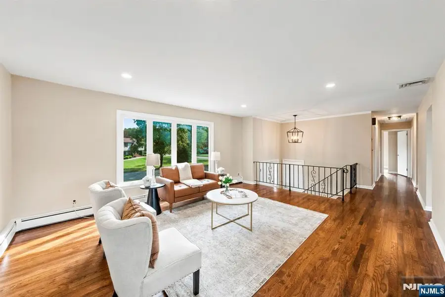 22 Marguerite Lane, Towaco, NJ 07082 - #3
