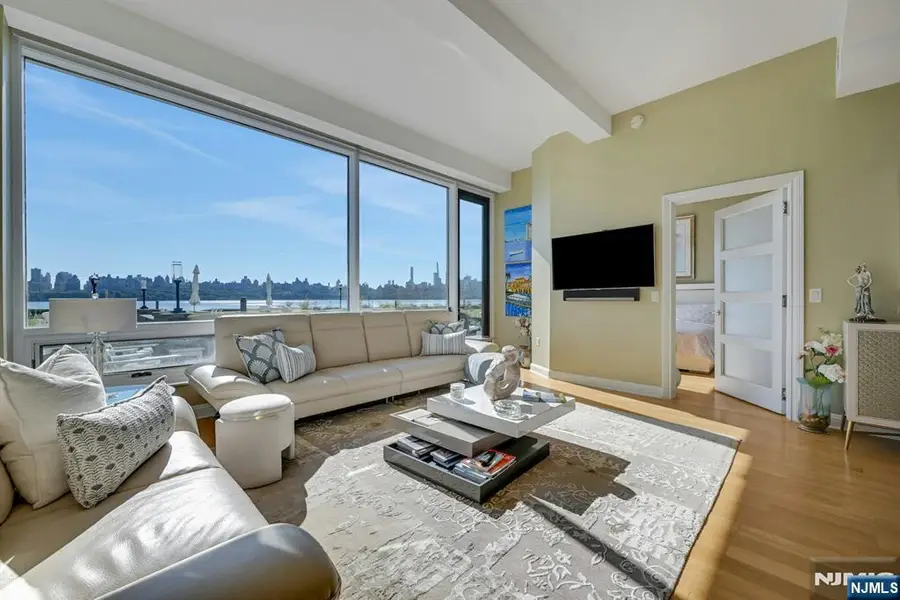 9 Somerset Lane 107, Edgewater, NJ 07020 - #3